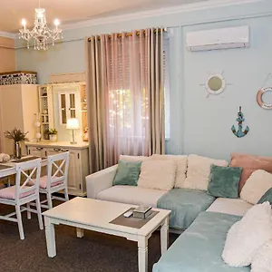 Apartament Holly Vendeghaz